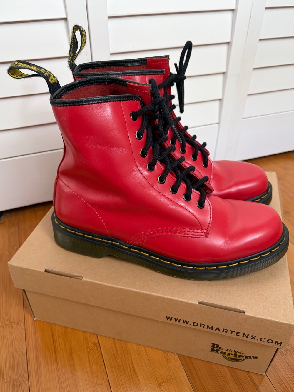 Dr. Martens Red Leather 8-Eye Lace-Up Boots US Men’s size 10